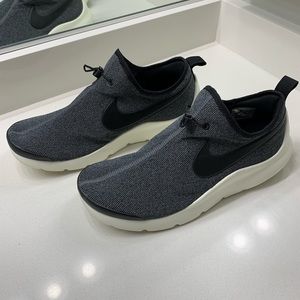 Nike Aptare sneakers